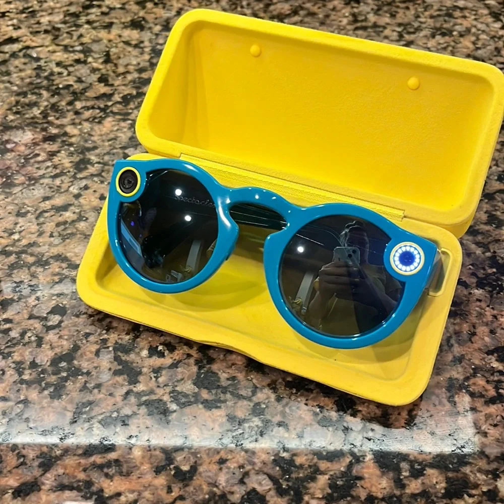 Snapchat Spectacles - Teal 1
